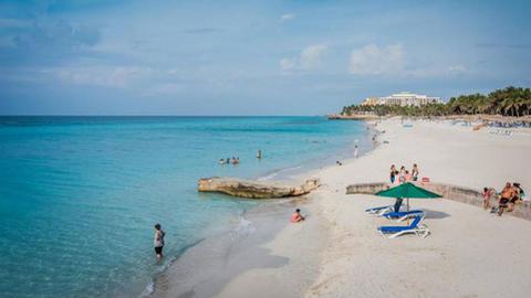 Fotos: Varadero, Cayo Coco, Havana e Trinidad, respectivamente.