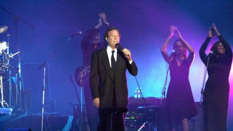 Julio Iglesias deu um espectáculo na Madeira em 2004.