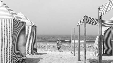 FOTO ‘Sea Stripes’, de Diogo Lage, que lhe valeu o primeiro prémio na categoria Fotógrafo do Ano.