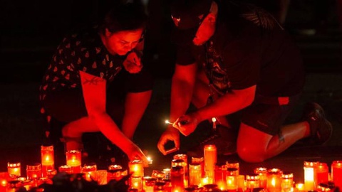 As manifestações de pesar e solidariedade à família começaram mal se soube do sucedido.  Foto Inquam Photos/Liviu Florin Albei via Reuters