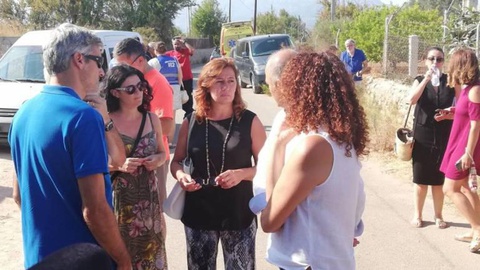 Na foto, ao centro Francina Armengol, acompanhou os trabalhos de resgate das vítimas.  Foto Twitter/@iffbaleares