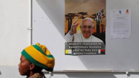 O papa Francisco chega a Moçambique, na quarta-feira, para iniciar um périplo que o levará, no dia 6, a Madagáscar e, no dia 9, às ilhas Maurícias. FOTO Reuters