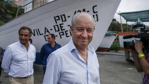 Rui Rio visitou o porto de pesca de Rabo de Peixe, em São Miguel.  Foto  EDUARDO COSTA/LUSA