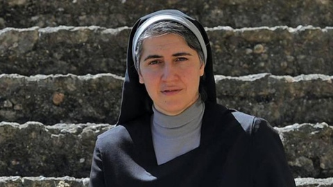 Teresa Forcades foi a porta-voz do grupo. Foto AFP