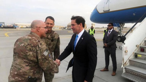 Mark Esper, que hoje chegou à capital do Afeganistão. Foto Reuters