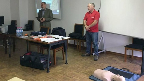 Após formação sobre Suporte de Vida com DAE, AFM vai aumentar a oferta formativa. FOTO AFM