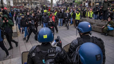 Foto EPA/CHRISTOPHE PETIT TESSON