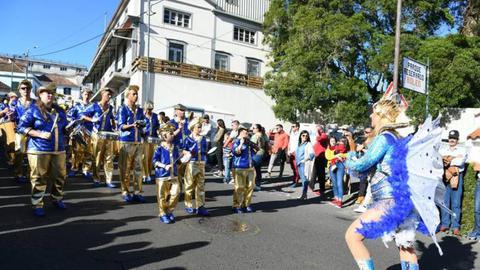 São esperadas centenas de foliões no Largo da Achada, na Camacha. Foto Arquivo