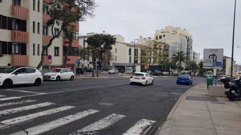 Hugo Aveiro, irmão de Cristiano Ronaldo, também visitou a mãe Dolores. Abandonou o hospital no seu carro particular.