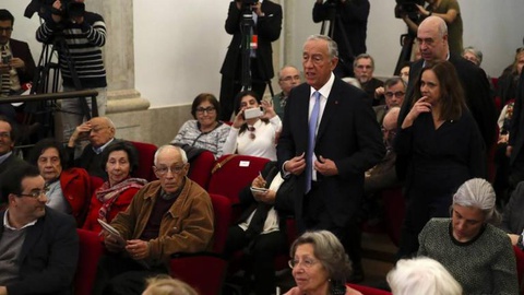 O Presidente da República à chegada para a sessão de encerramento da Evocação de Manuela Silva: “Um desafio para o futuro” que decorreu no auditório CGD do Instituto Superior de Economia e Gestão (ISEG), em Lisboa.   Foto MANUEL DE ALMEIDA/LUSA