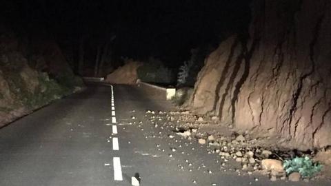 No Caminho dos Pretos, nas imediações do estádio do Nacional, ocorreram pequenas derrocadas. Foto Rui Silva/ASPRESS