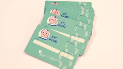 O cartão ‘Kit Bebé’ é uma medida de incentivo à natalidade do Governo Regional, implementada a 1 de Janeiro de 2019.