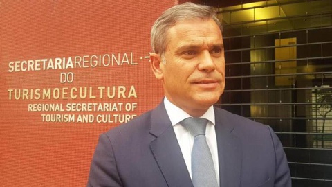 Eduardo Jesus acompanhará as iniciativas, pelas 14h30, na Praça do Povo.