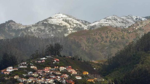 regiões montanhosas do Funchal
