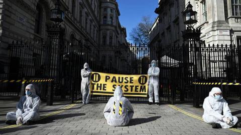 Foto  EPA/NEIL HALL