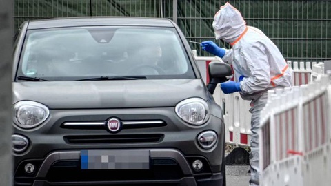 Foto EPA/SASCHA STEINBACH