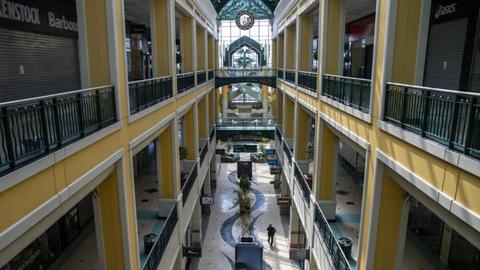 Foto EPA/JOSE SENA GOULAO