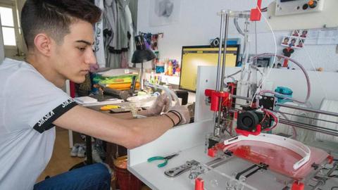 Foto EPA/JAVIER CEBOLLADA