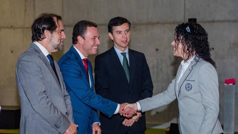 Cerimónia de entrega de pagamentos realizada no passado mês de Fevereiro, no Museu de Imprensa em Câmara de Lobos. Foto Arquivo