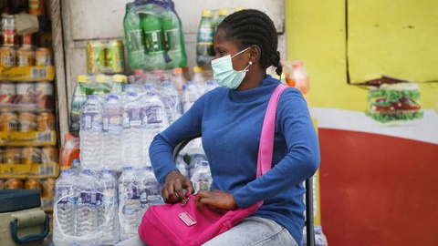 Foto EPA/AKINTUNDE AKINLEYE