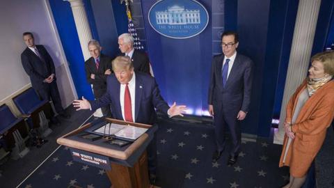 Foto EPA/SARAH SILBIGER