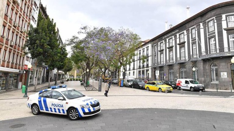 A PSP tem intensificado a fiscalização dado o estado de emergência em que vivemos. FOTO ASPRESS