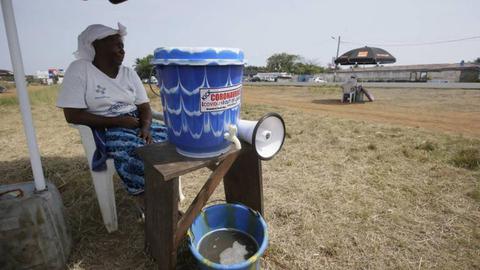 Foto EPA/AHMED JALLANZO