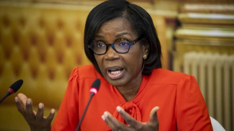 Francisca Van Dunem disse, hoje, que a medida pode abranger cerca de 1.200 presos. Foto Lusa