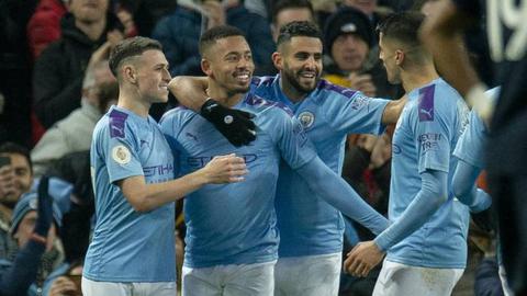 Foto EPA/Peter Powell