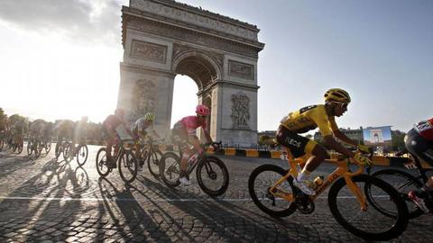 Foto EPA/GUILLAUME HORCAJUELO