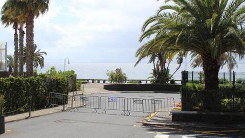 No Caniço não é possível aceder nem à praia nem ao passeio marítimo.