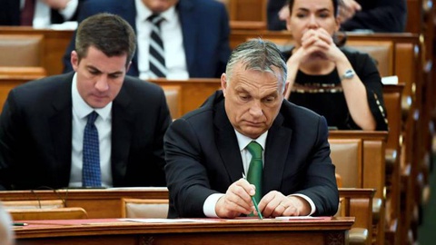 Foto Szilard Koszticsak/EPA