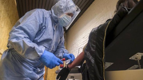 Foto EPA/OLIVIER HOSLET