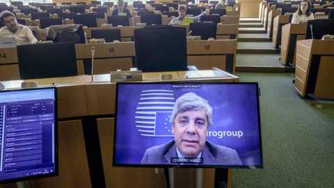 Foto EPA/OLIVIER HOSLET