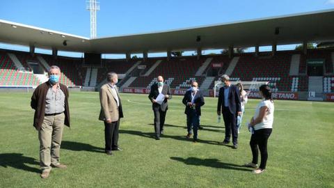 Estádio do Marítimo foi vistoriado esta tarde. Fotos Hélder Santos/ASPRESS