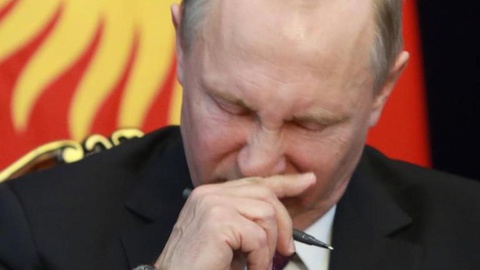 Foto EPA/IGOR KOVALENKO