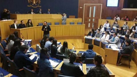 Os jovens no segundo dia de ‘plenário’