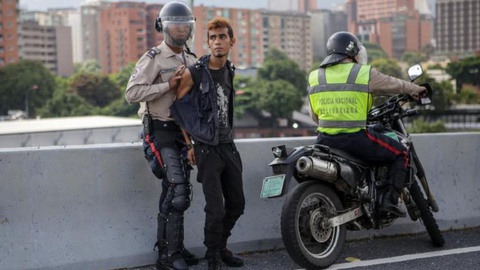 Foto EPA/CRISTIAN HERNANDEZ