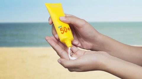 Nestas condições, recomenda-se protecção máxima à exposição solar, inclusive com creme protector.   Foto Shutterstock