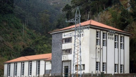 A visita insere-se na “nova filosofia de a de exploração dos sistemas renováveis” do Governo.