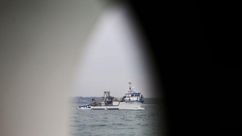 O pesqueiro ‘Vila do Infante’, proveniente do porto de Sagres, encontrava-se há uma semana ao largo de Lorient, na Zona Económica Exclusiva de França.