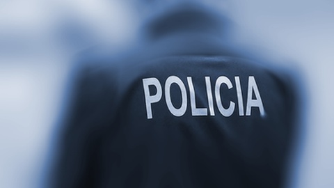 A Polícia de Segurança Pública tomou conta da ocorrência.