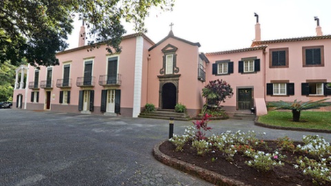 No acórdão terão sido referias reuniões ocorridas na Quinta Vigia, residência oficial do presidente do Governo Regional.&nbsp;
