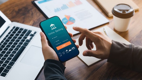 A aposta da banca nos serviços online tem resultado em cada vez menor necessidade de ter balcões físicos.&nbsp; &nbsp;Foto Shutterstock