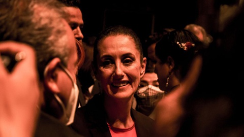 Claudia Sheinbaum é a favorita, com 53% das intenções de voto.&nbsp; &nbsp;Foto&nbsp;addi_setyawan / Shutterstock.com