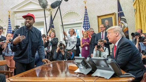 Kanye West é apoiante de longa data de Donald Trump.&nbsp; Foto&nbsp;Consolidated News Photos / Shutterstock.com