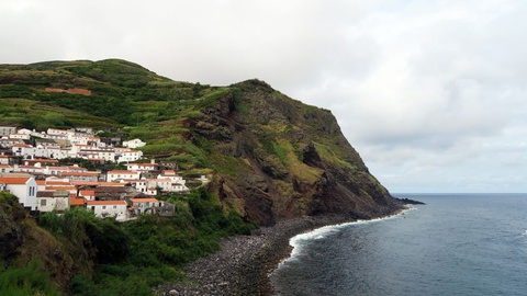 O concelho do Corvo, nos Açores, é o único do País que não tem uma junta de freguesia, sendo as atribuições desta desempenhadas pela Câmara Municipal