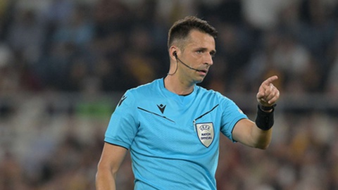 O árbitro Igor Pajac.