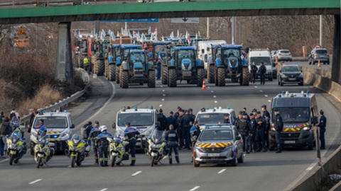 Em Janeiro deste ano os agricultores franceses tinham feito protestos.&nbsp; &nbsp;Foto&nbsp;Franck Legros / Shutterstock.com