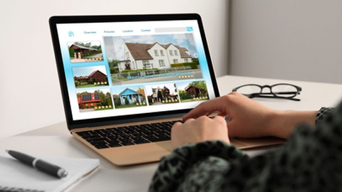 Tentavam passar-se por agentes imobiliárias online a vender casas no Algarve.   Foto Shutterstock